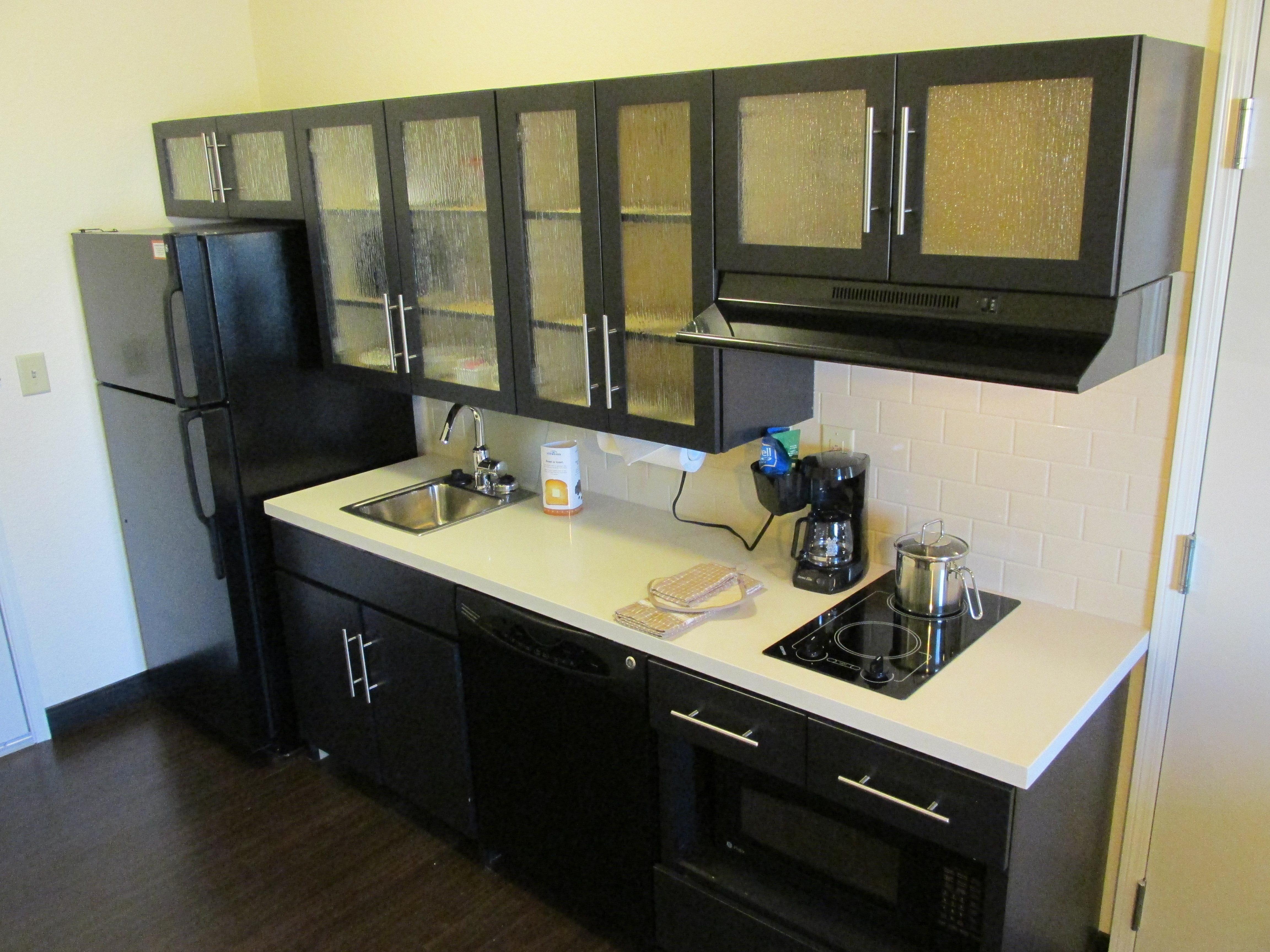 Candlewood Suites Greenville By Ihg Экстерьер фото