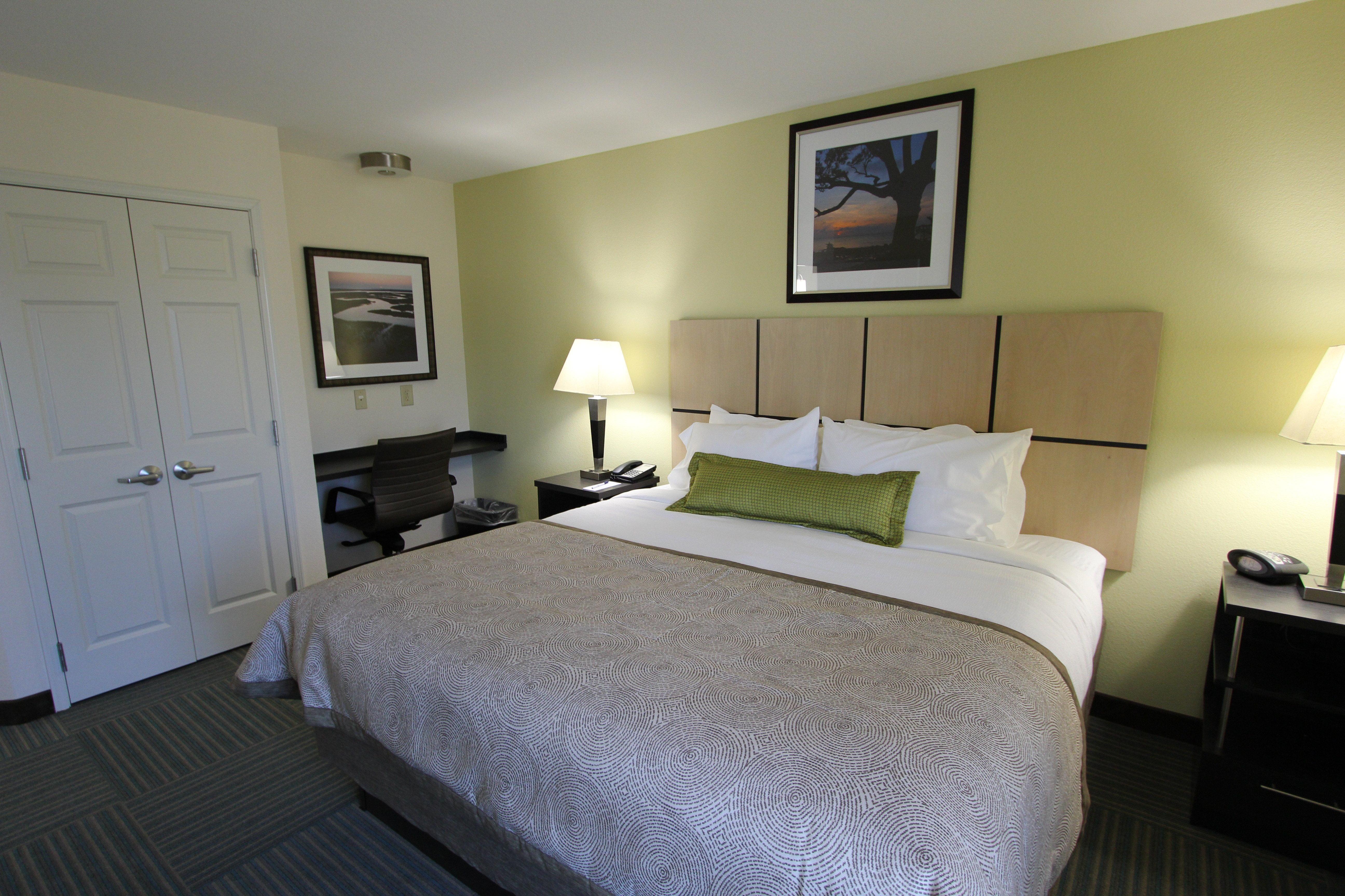 Candlewood Suites Greenville By Ihg Экстерьер фото