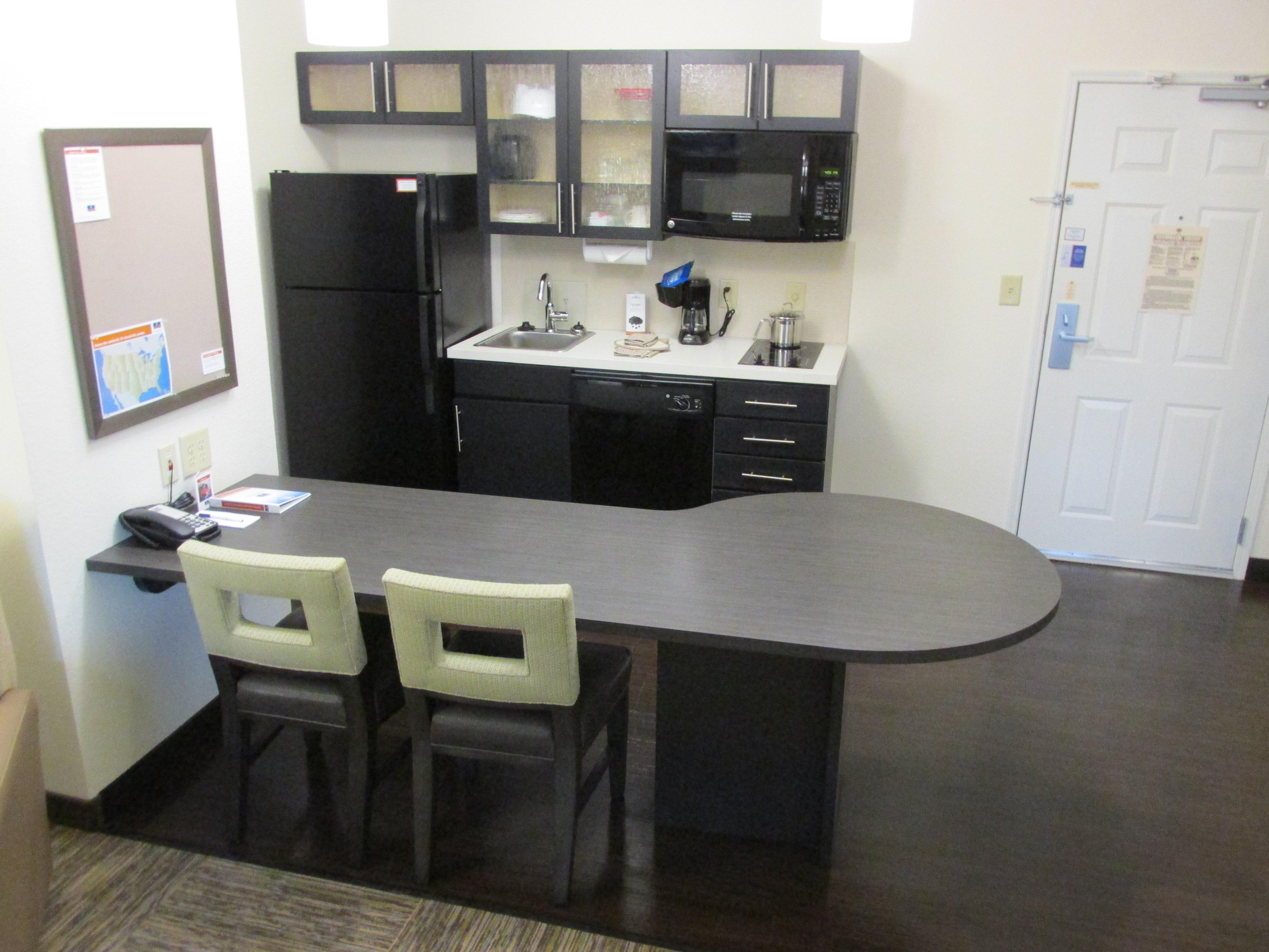 Candlewood Suites Greenville By Ihg Экстерьер фото