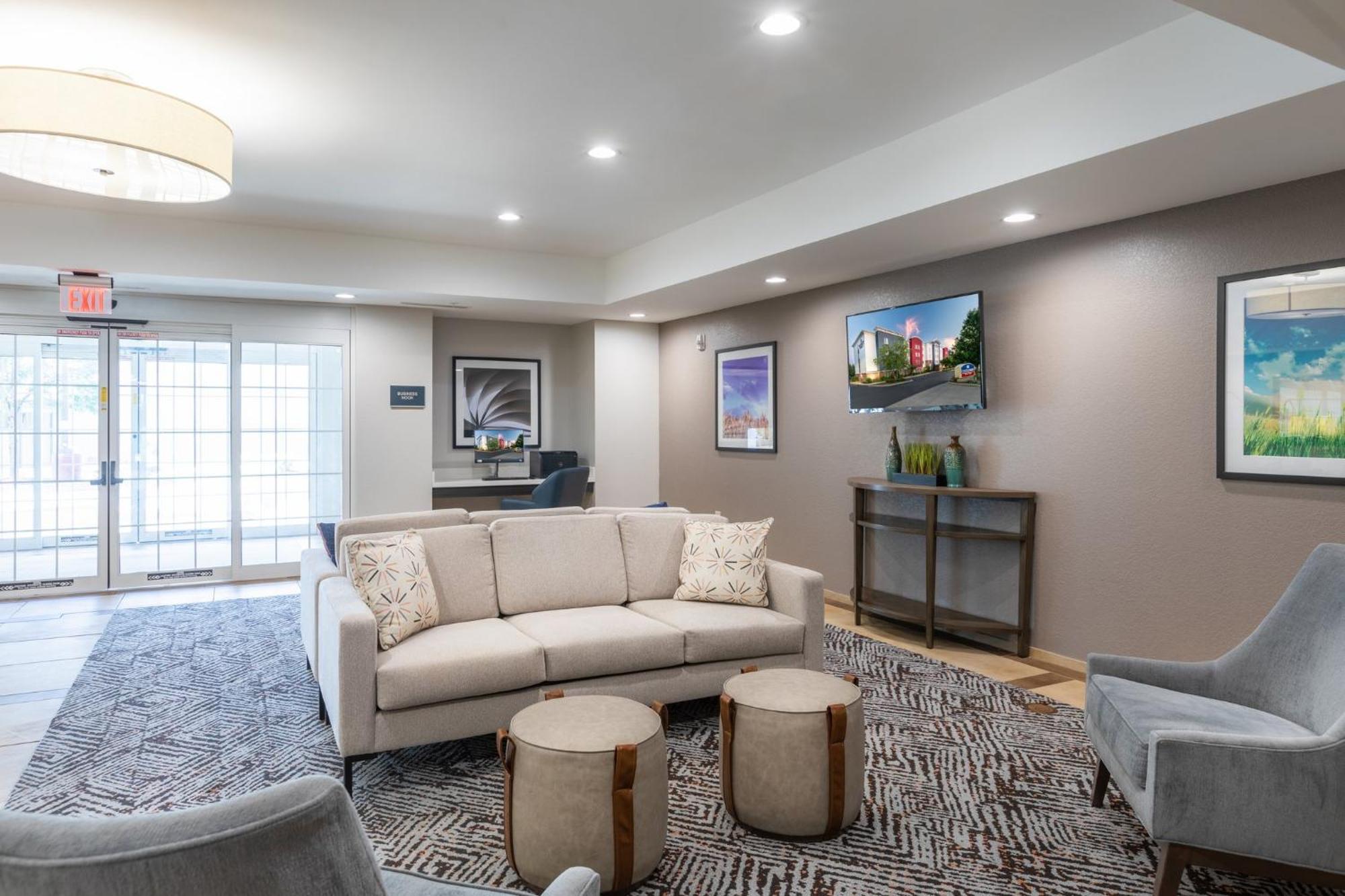 Candlewood Suites Greenville By Ihg Экстерьер фото